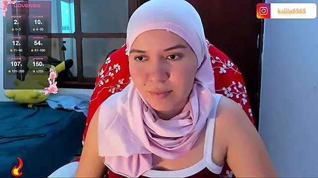 MatchedEyebrow online show from 10/30/25, 11:05