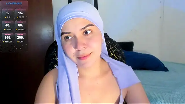 MatchedEyebrow online show from 04/22/26, 08:54