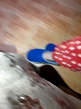 feet toes online show from 02/09/26, 07:01