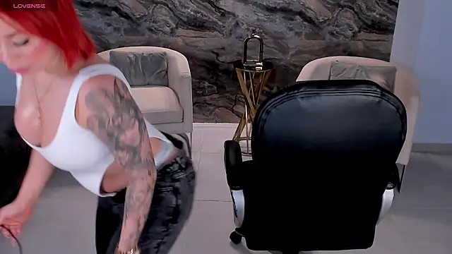 MadelineFox online show from 02/24/26, 08:34