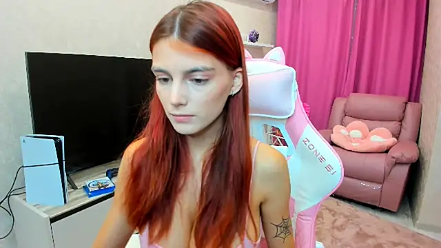 RedLipse online show from 09/12/25, 02:22