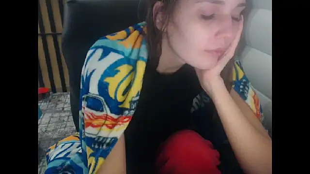 Snapshot of Laco-cO chatting on 02/17/25, 04:04 Laco-cO online show from 02/17/25, 04:04