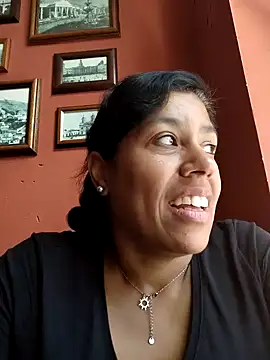 Molly newman6 online show from 09/26/25, 11:25