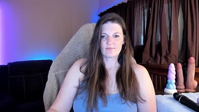 Kelly Carolina online show from 10/06/25, 06:49