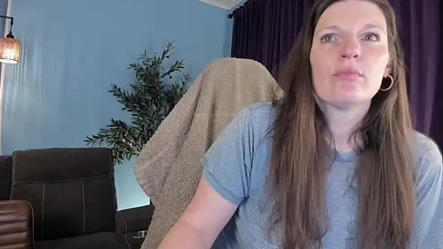 Kelly Carolina online show from 04/06/26, 12:06