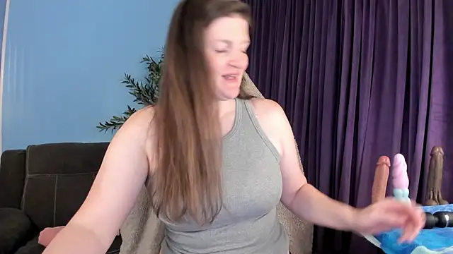 Kelly Carolina online show from 04/15/26, 11:39