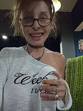 FrozenWaffle online show from 07/18/26, 04:55