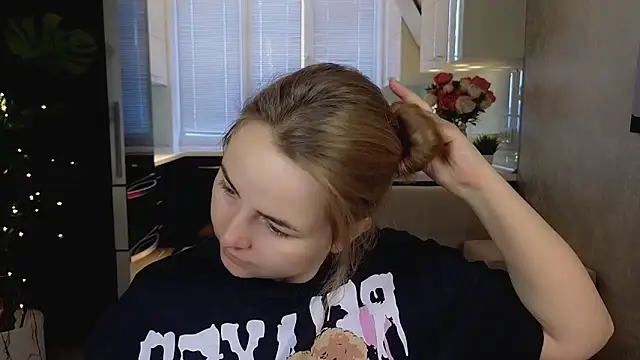 Mira Mermayd online show from 03/20/26, 01:10