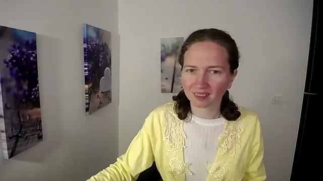 Sexy MargoX  online show from 04/05/26, 12:35