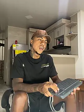 YeremiBrowm online show from 04/03/26, 07:45