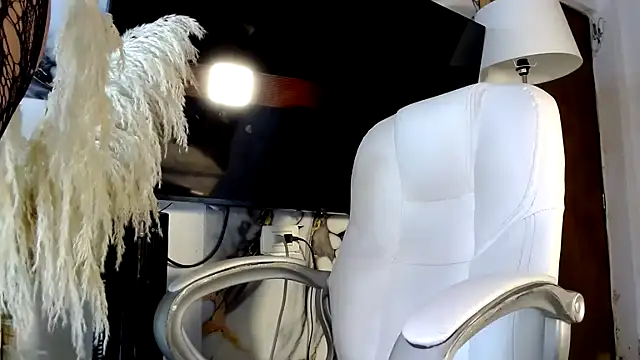 saraplayboy96 online show from 09/24/25, 11:46