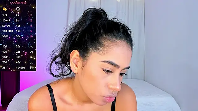 VioletaSotter online show from 12/04/25, 12:25