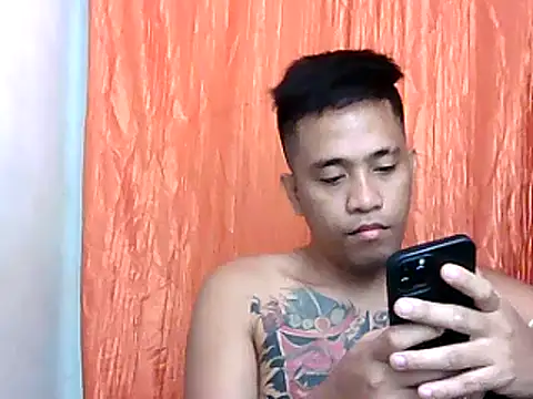 Thyler08 online show from 12/25/24, 02:35