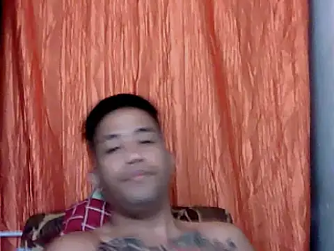 Thyler08 online show from 12/28/24, 08:48