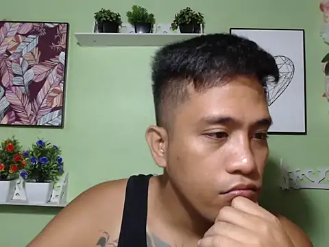 Thyler08 online show from 09/10/25, 06:24