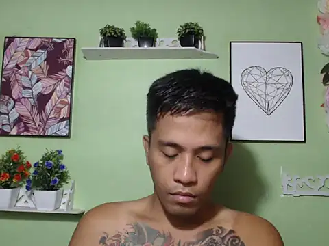 Thyler08 online show from 09/19/25, 06:59