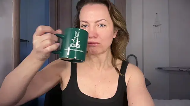 RachellAmazing online show from 04/26/26, 06:22