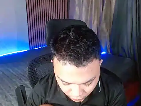 xsweetasian69x online show from 01/15/25, 05:47