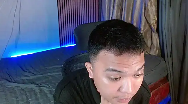 xsweetasian69x online show from 01/17/25, 04:57