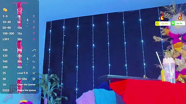 sophiaxxdoll online show from 12/31/24, 09:53