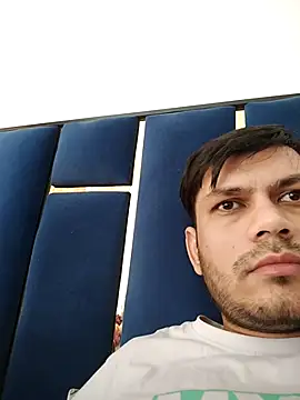 alex78265 online show from 04/19/26, 03:39