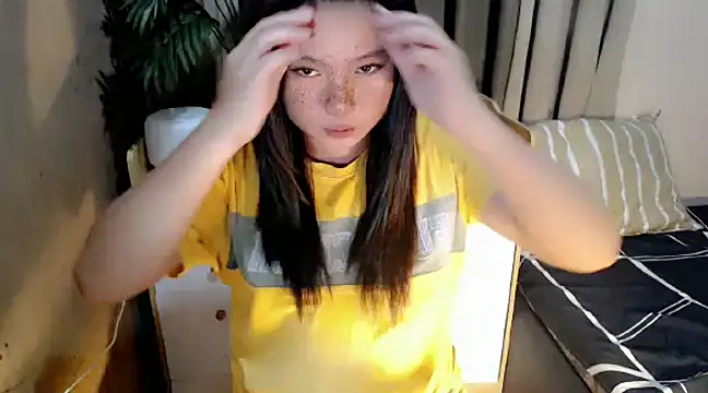 Snapshot of UrFuckingSweet_Angelxxx chatting on 03/15/25, 04:32 UrFuckingSweet Angelxxx online show from 03/15/25, 04:32