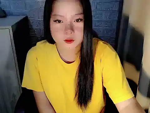 Snapshot of UrFuckingSweet_Angelxxx chatting on 02/18/26, 07:43 UrFuckingSweet Angelxxx online show from 02/18/26, 07:43