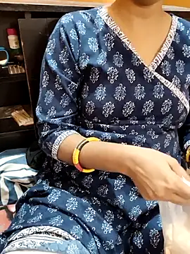 Diya 143 online show from 10/29/25, 07:43