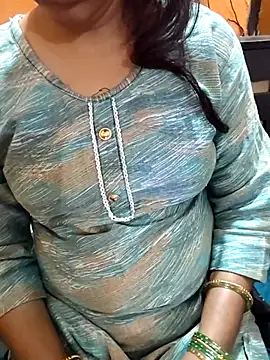 Diya 143 online show from 12/15/25, 07:07