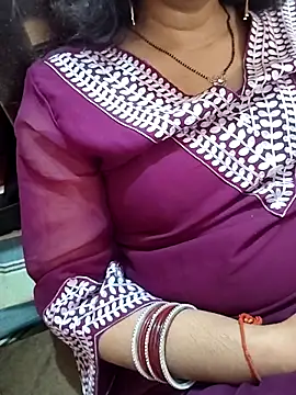 Diya 143 online show from 04/19/26, 08:02