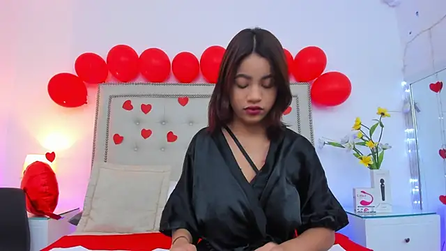 AnahiRivera online show from 02/14/25, 11:53