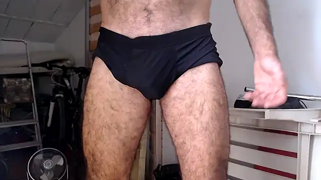 Snapshot of married09714 chatting on 10/20/25, 03:23 married09714 online show from 10/20/25, 03:23