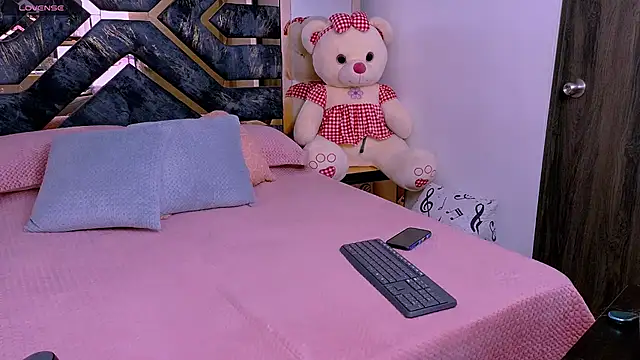 Tania white89 online show from 05/22/26, 02:33