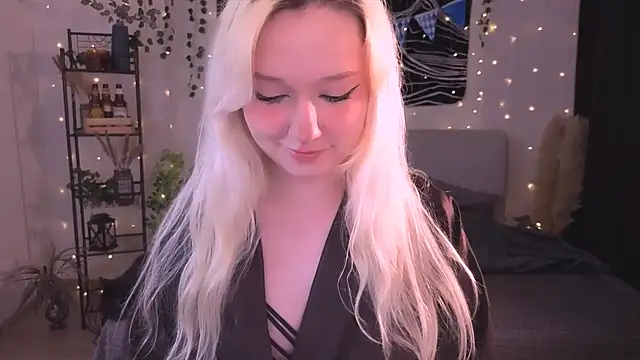 IrmaBell online show from 10/03/25, 12:18