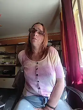 Dettybitch40 online show from 05/11/26, 02:12