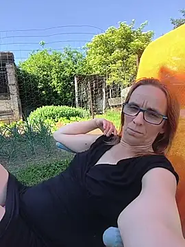 Dettybitch40 online show from 05/26/26, 02:02
