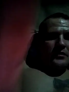 Snapshot of Adek880320 chatting on 11/08/25, 04:23 Adek880320 online show from 11/08/25, 04:23