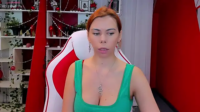 KateCloud online show from 12/22/24, 04:48