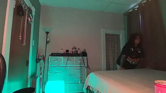 nativepumpkin95 online show from 04/02/26, 11:46