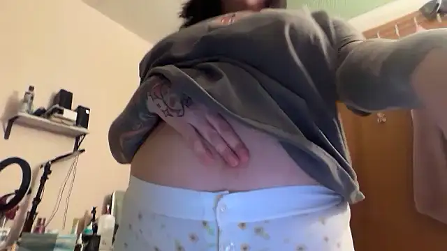 nativepumpkin95 online show from 04/06/26, 03:48