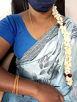 Tamil-hotwife online show from 11/12/25, 08:19