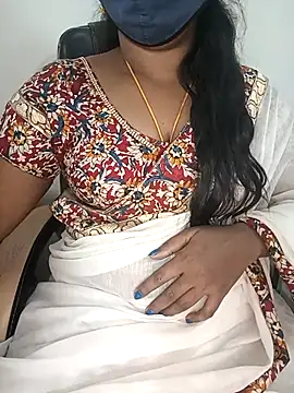 Tamil-hotwife online show from 12/16/25, 05:18