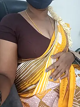 Tamil-hotwife online show from 04/14/26, 06:14