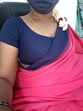 Snapshot of Tamil-hotwife chatting on 04/30/26, 05:30 Tamil-hotwife online show from 04/30/26, 05:30
