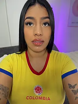 Sara mocca  online show from 04/28/26, 10:04