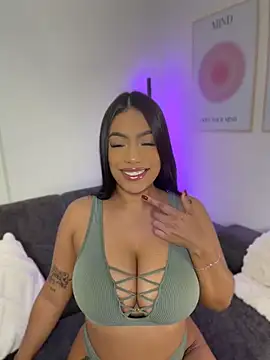 Sara mocca  online show from 07/29/26, 08:07