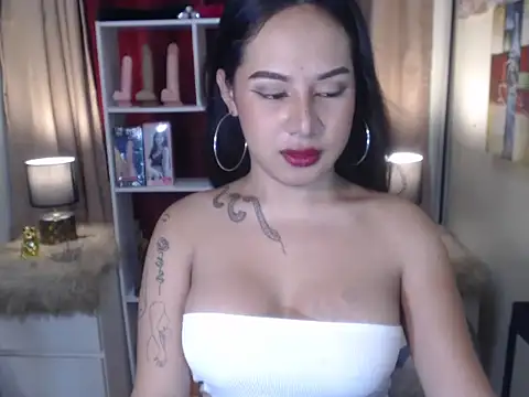FrancineGarcia online show from 07/18/26, 04:44