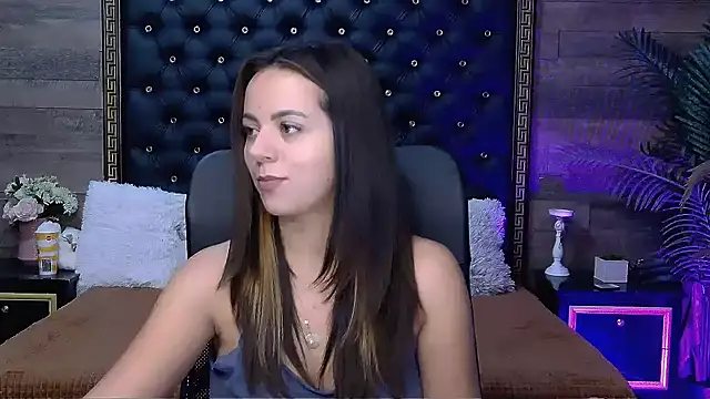 PlayfulElla online show from 10/21/25, 05:08