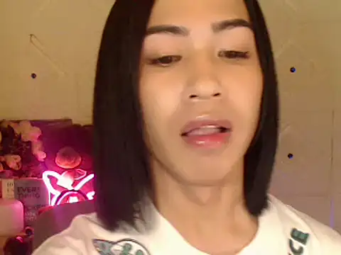 Snapshot of Lemonadexxx chatting on 03/07/25, 02:34 Lemonadexxx online show from 03/07/25, 02:34