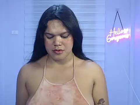 Snapshot of Miss_Ivanawolf chatting on 12/02/24, 09:24 Miss Ivanawolf online show from 12/02/24, 09:24